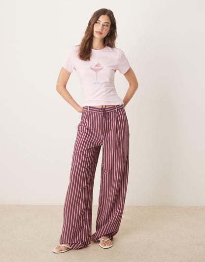 Baby Tee With Embroidered Cocktail