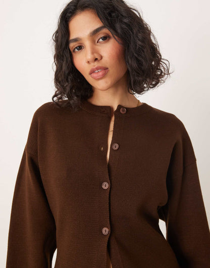 Knitted Structured Crew Neck Cardigan