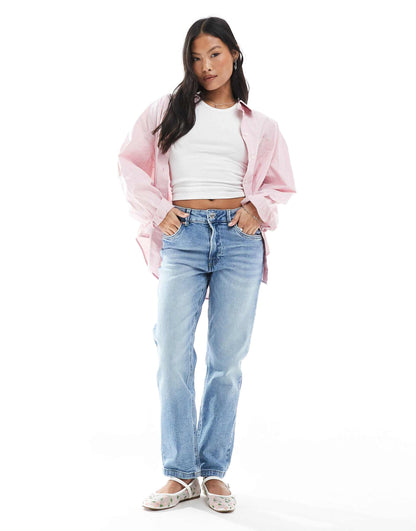 Petite D10 Mom Slim Jean
