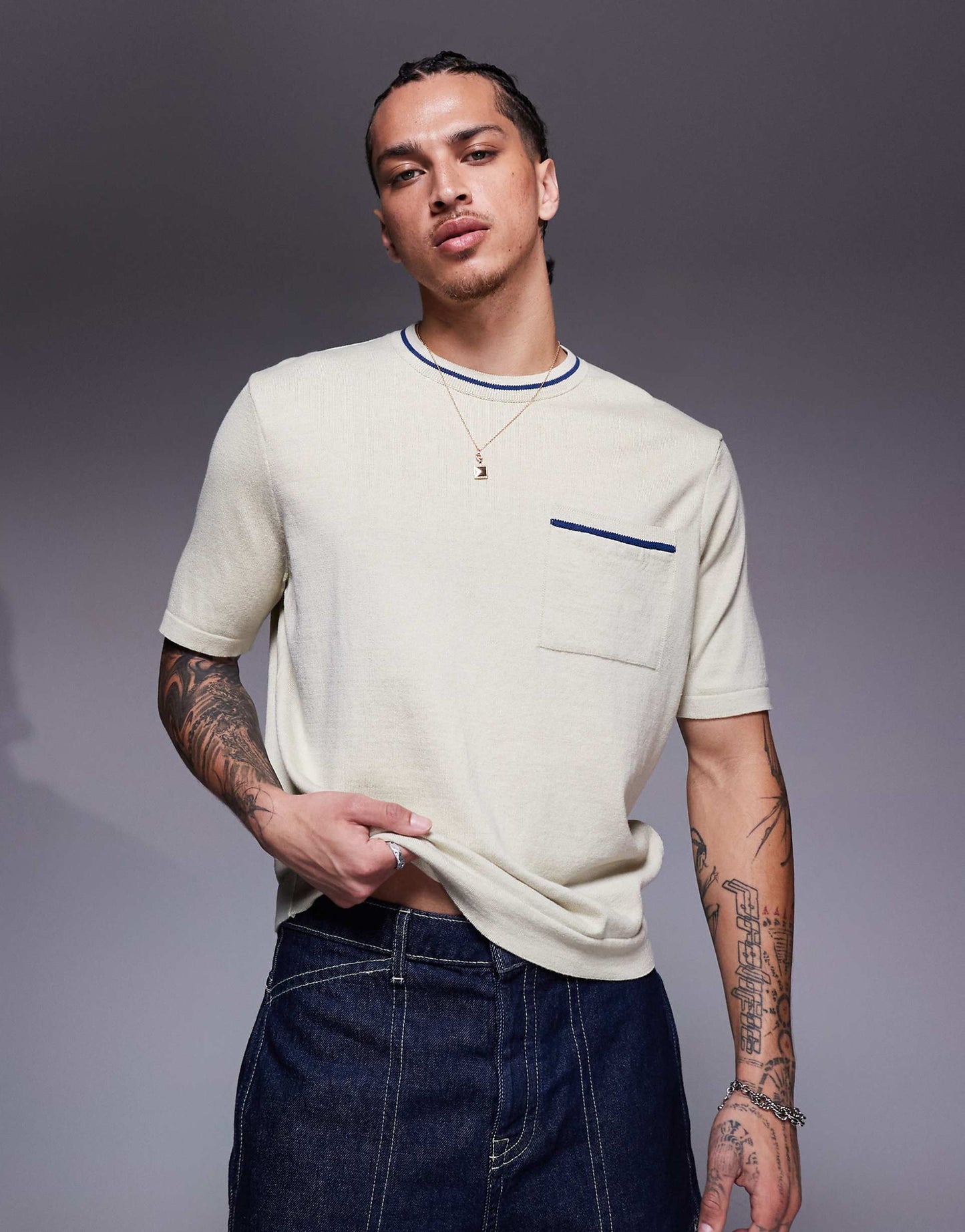 Relaxed Boxy Fit Crew Neck T-Shirt With Front Pocket