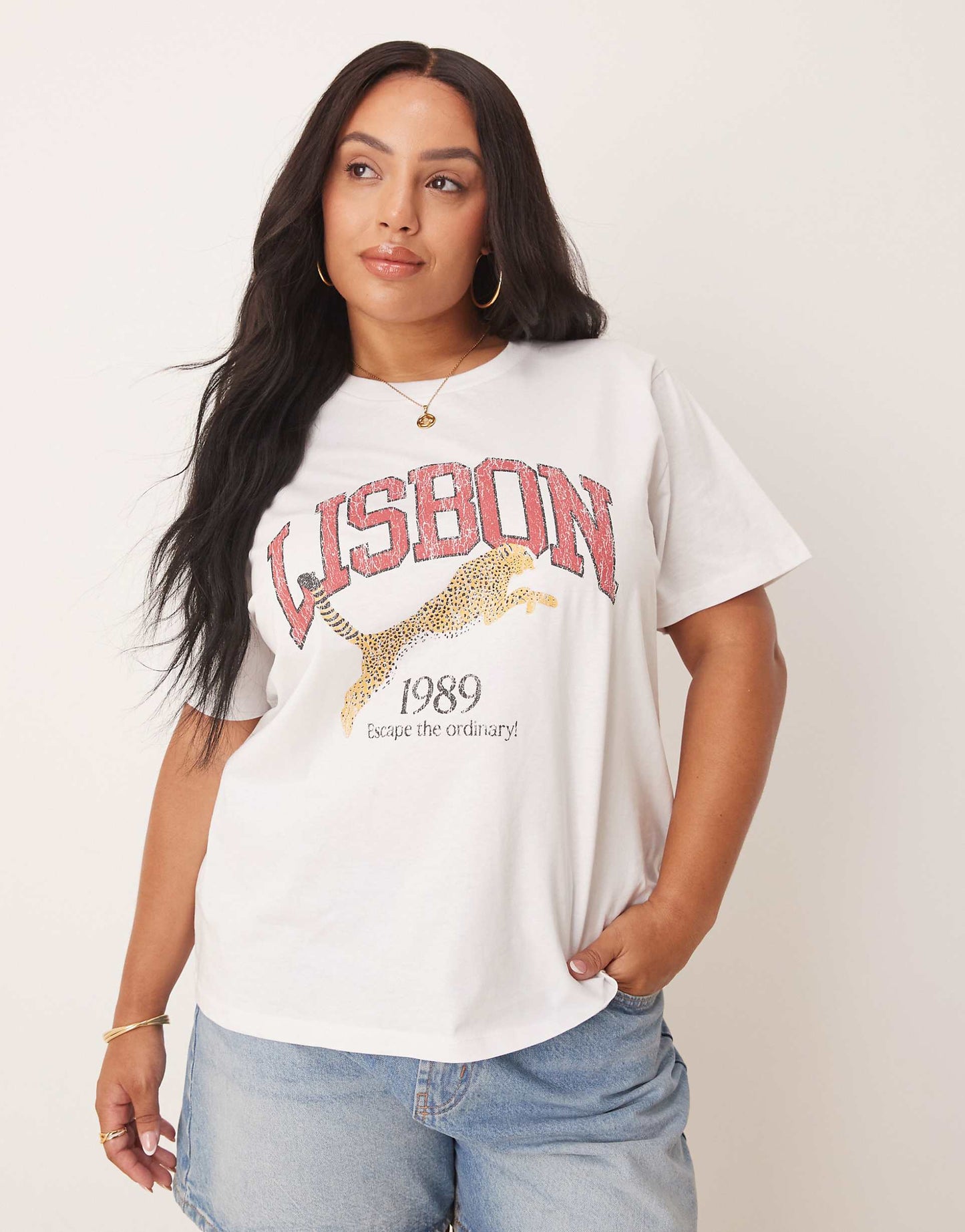 Curve Regular Fit T-Shirt With Lisbon Graphic