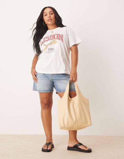Curve Regular Fit T-Shirt With Lisbon Graphic