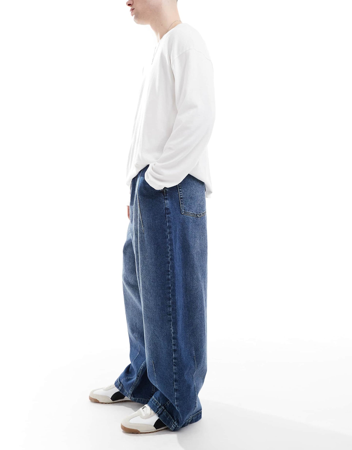 Baggy Balloon Jeans With Tint