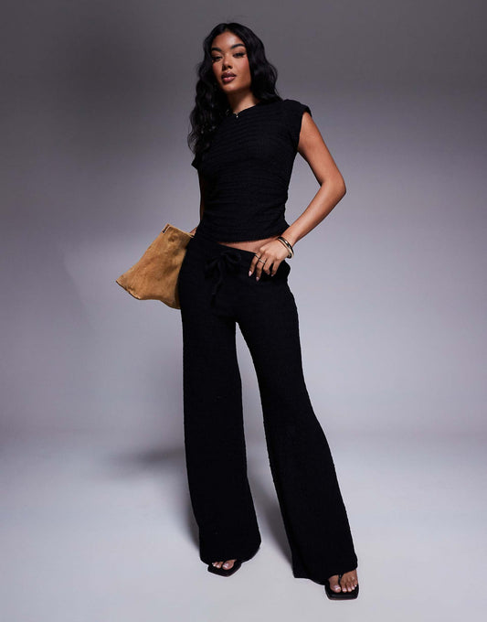 Textured Wide Leg Pull On Trousers