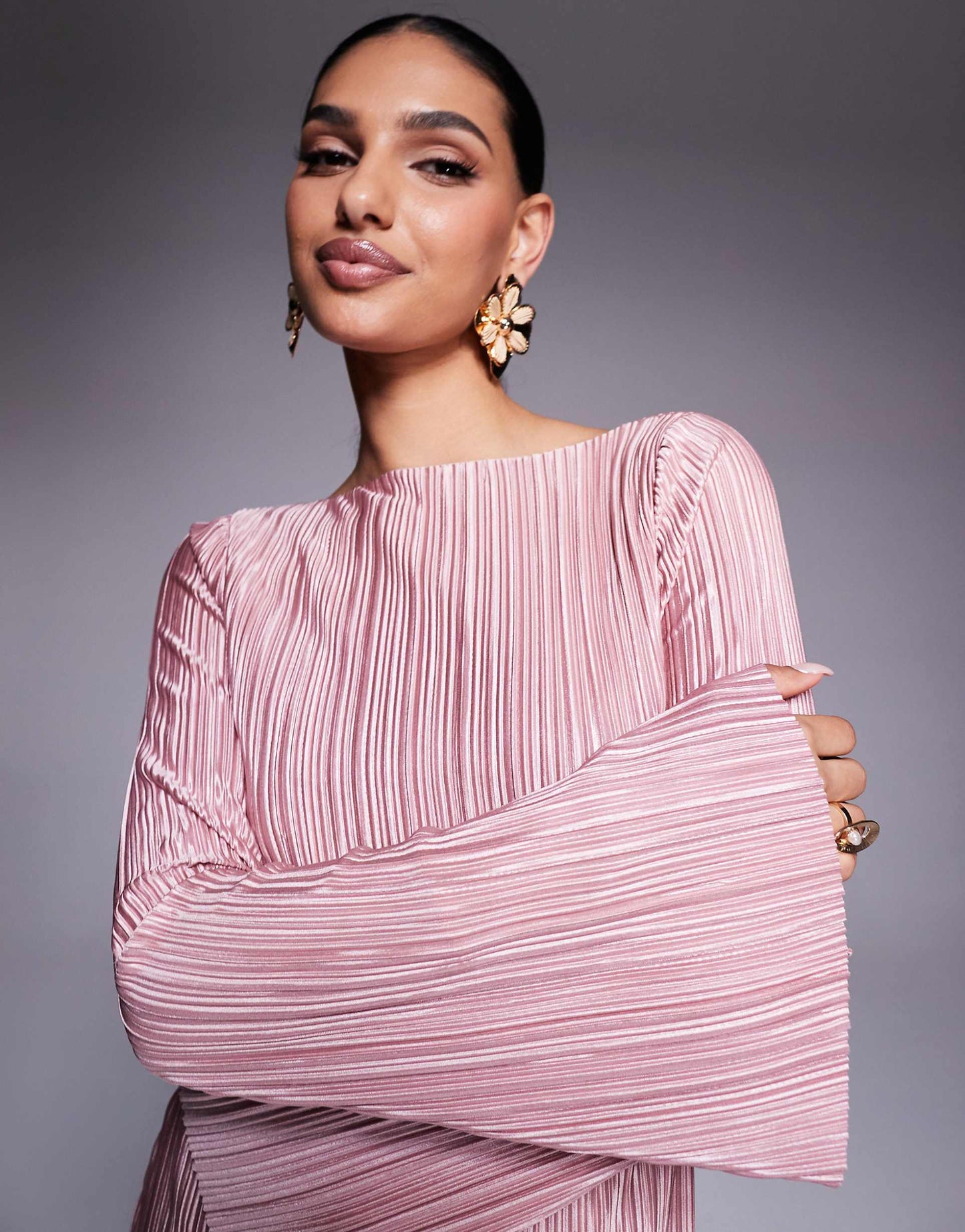 Low Back Plisse Maxi Dress With Angel Sleeves