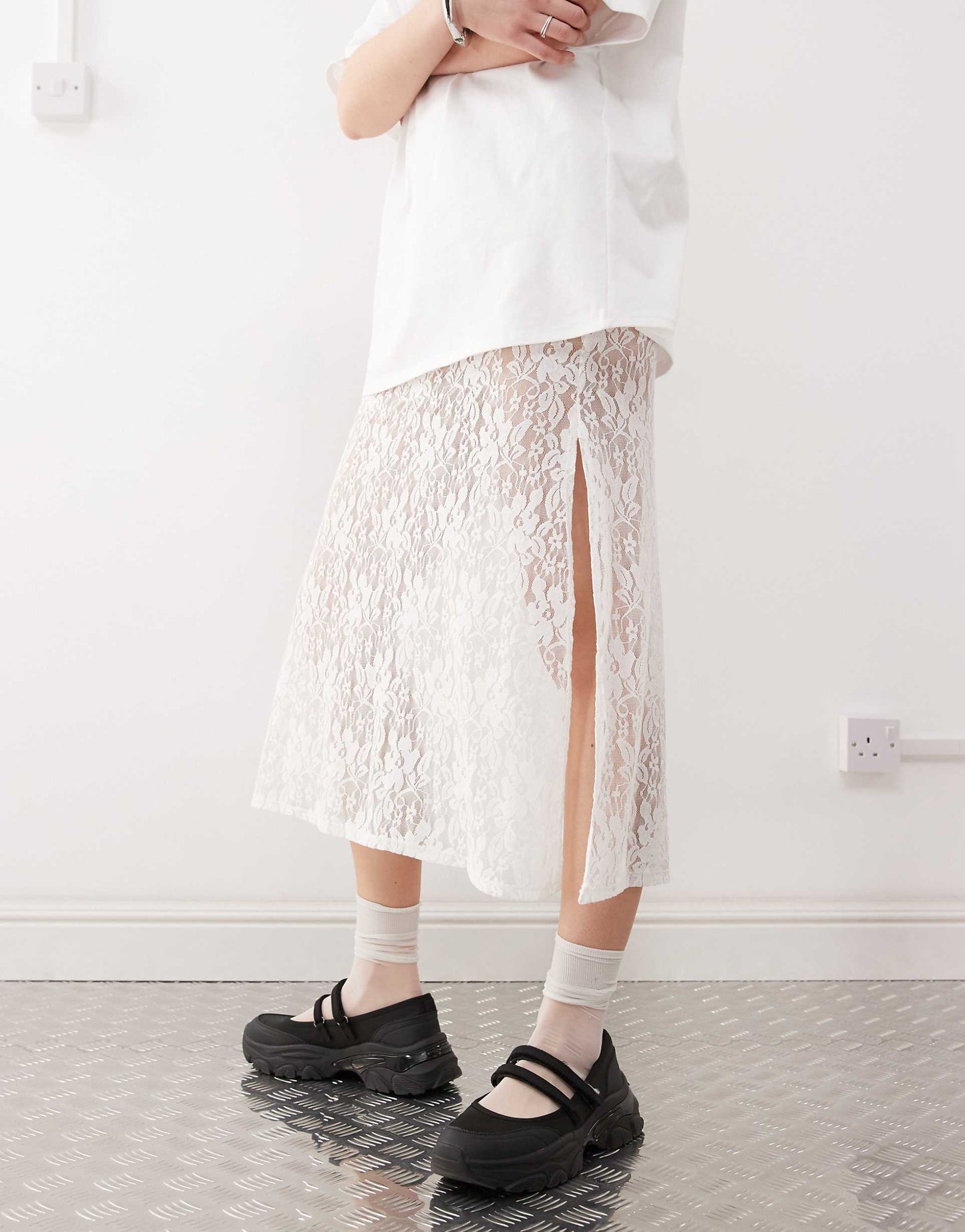 T-Shirt Midi Dress With Lace Skirt