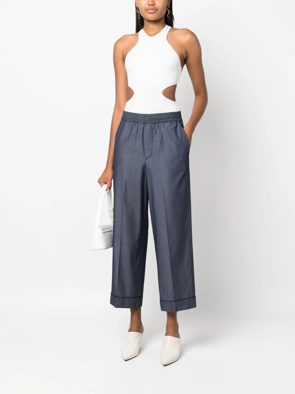 Straight-Leg Cropped Trousers