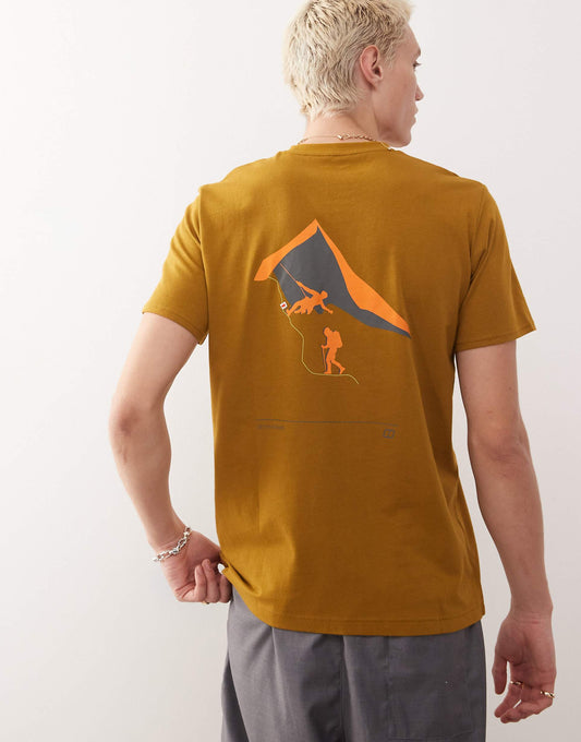 T-Shirt Grappled Short Sleeve T-Shirt