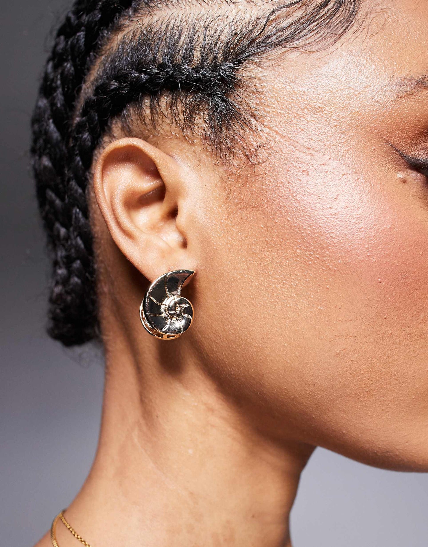 Shell Stud Earrings