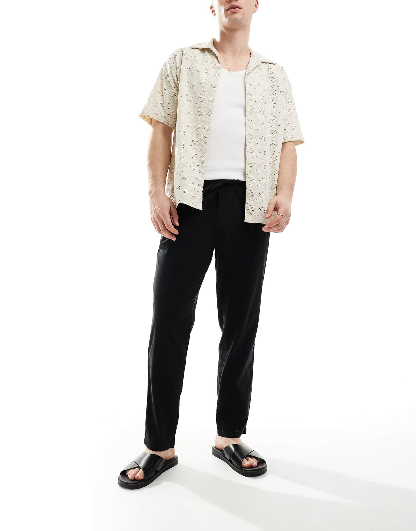 Slim Tapered Drawstring Linen Trouser