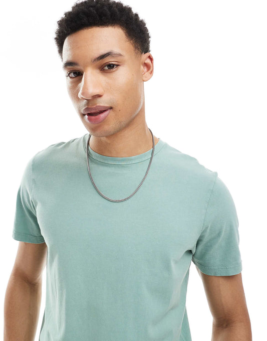 Classic Essential T-Shirt