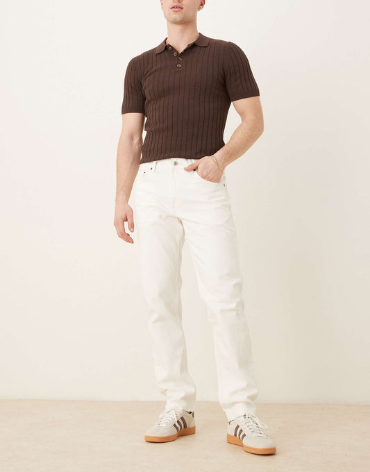 Tapered Fit Jeans
