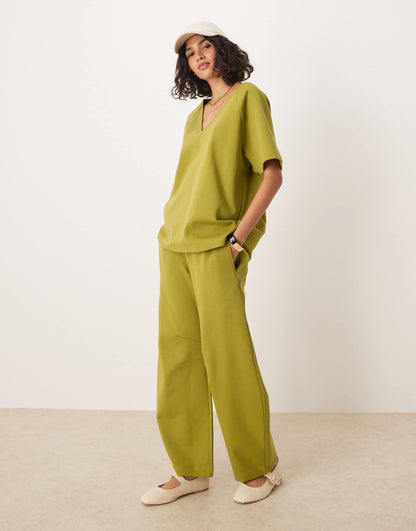 Interlock Barrel Leg Jogger Co-Ord