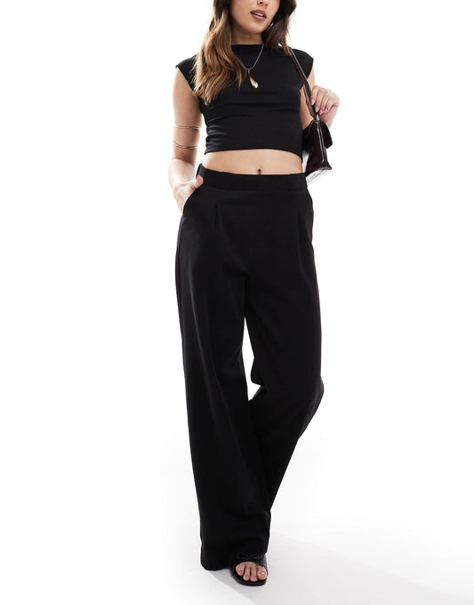 Wide Leg Tailored Trouser