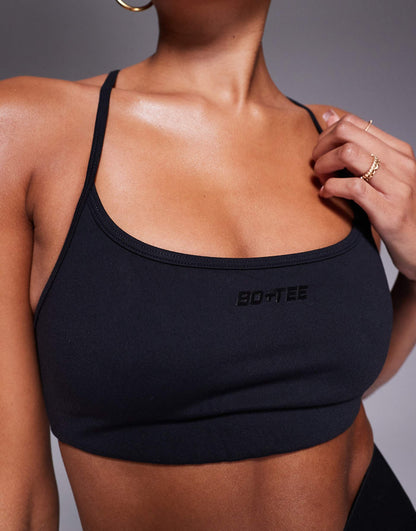 Backless Scoop Neck Sports Bra