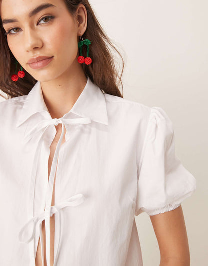 Tie Front Puff Sleeve Blouse