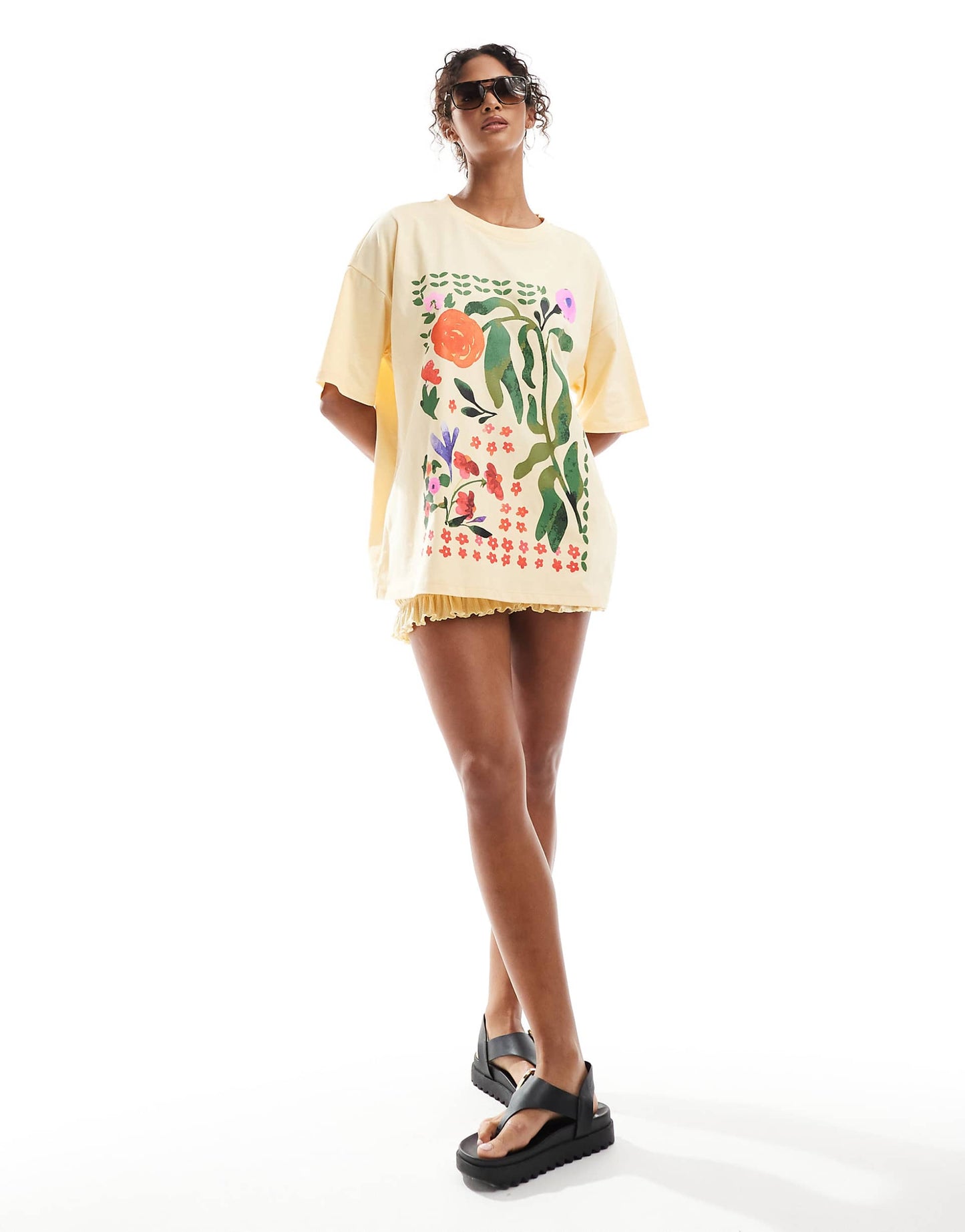 Oversized Tee With Painterly Floral Graphic