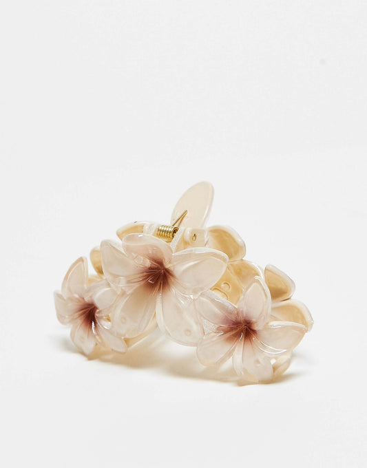 Flower Detail Claw Clip