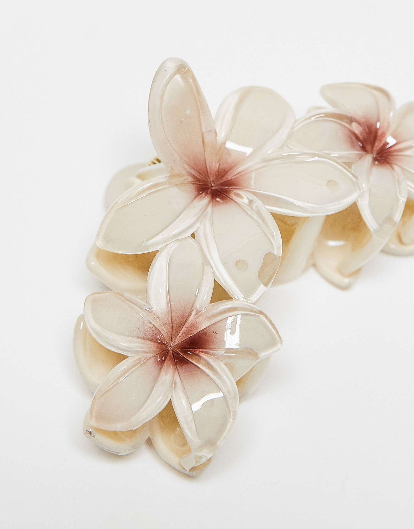 Flower Detail Claw Clip