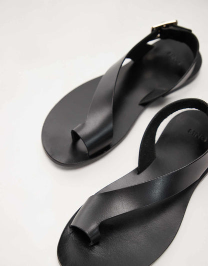 Leather Strap Buckle Detail Sandal