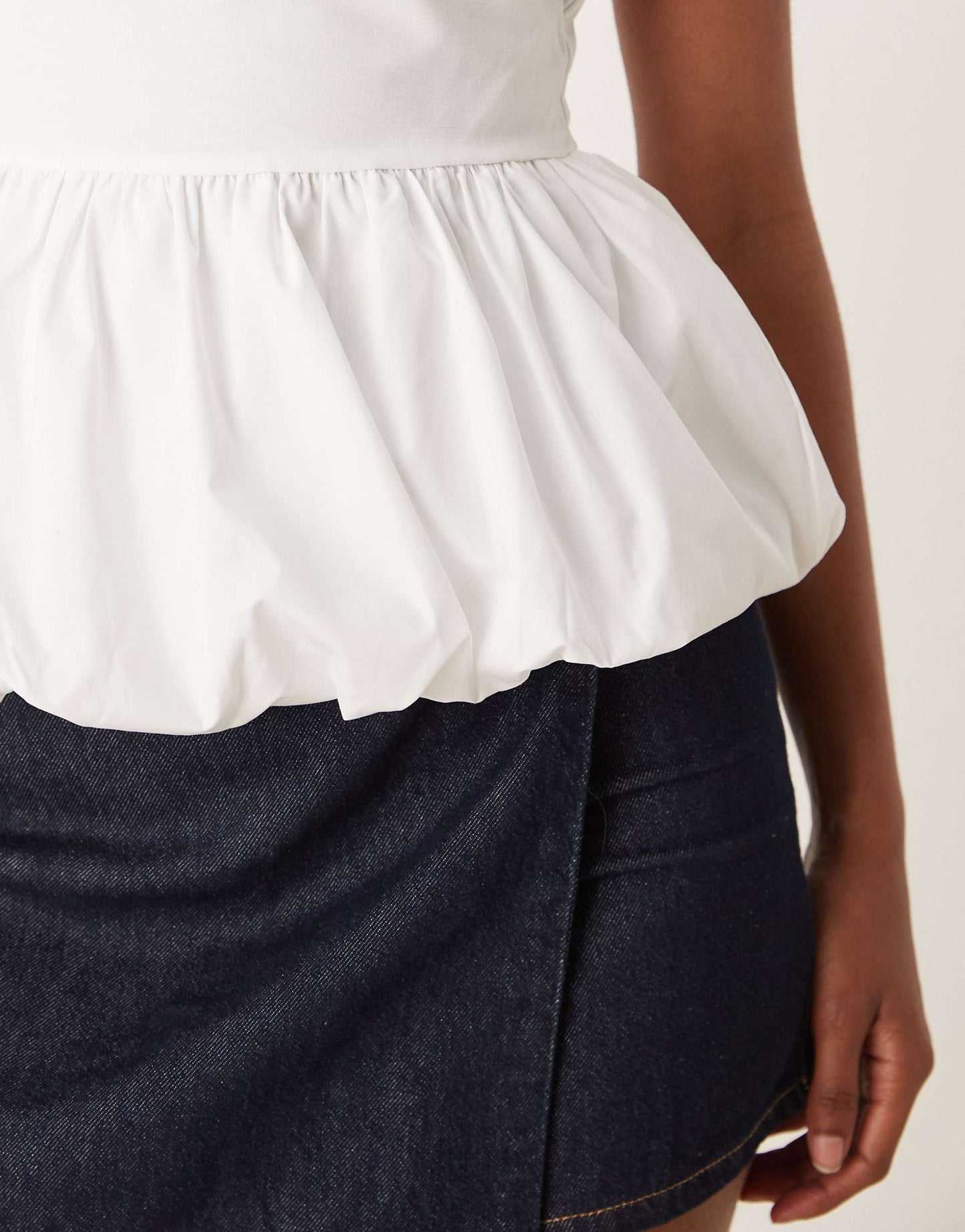 Square Neck Short Sleeve Ruffle Hem Top