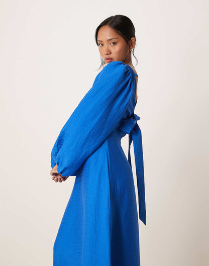 Petite Zendaya Balloon Sleeve Midi Dress