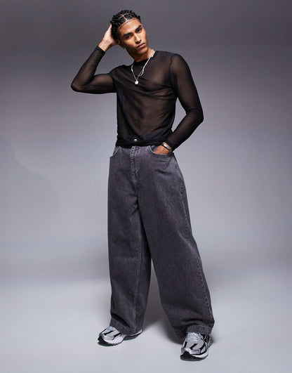 Muscle Fit Long Sleeve T-Shirt