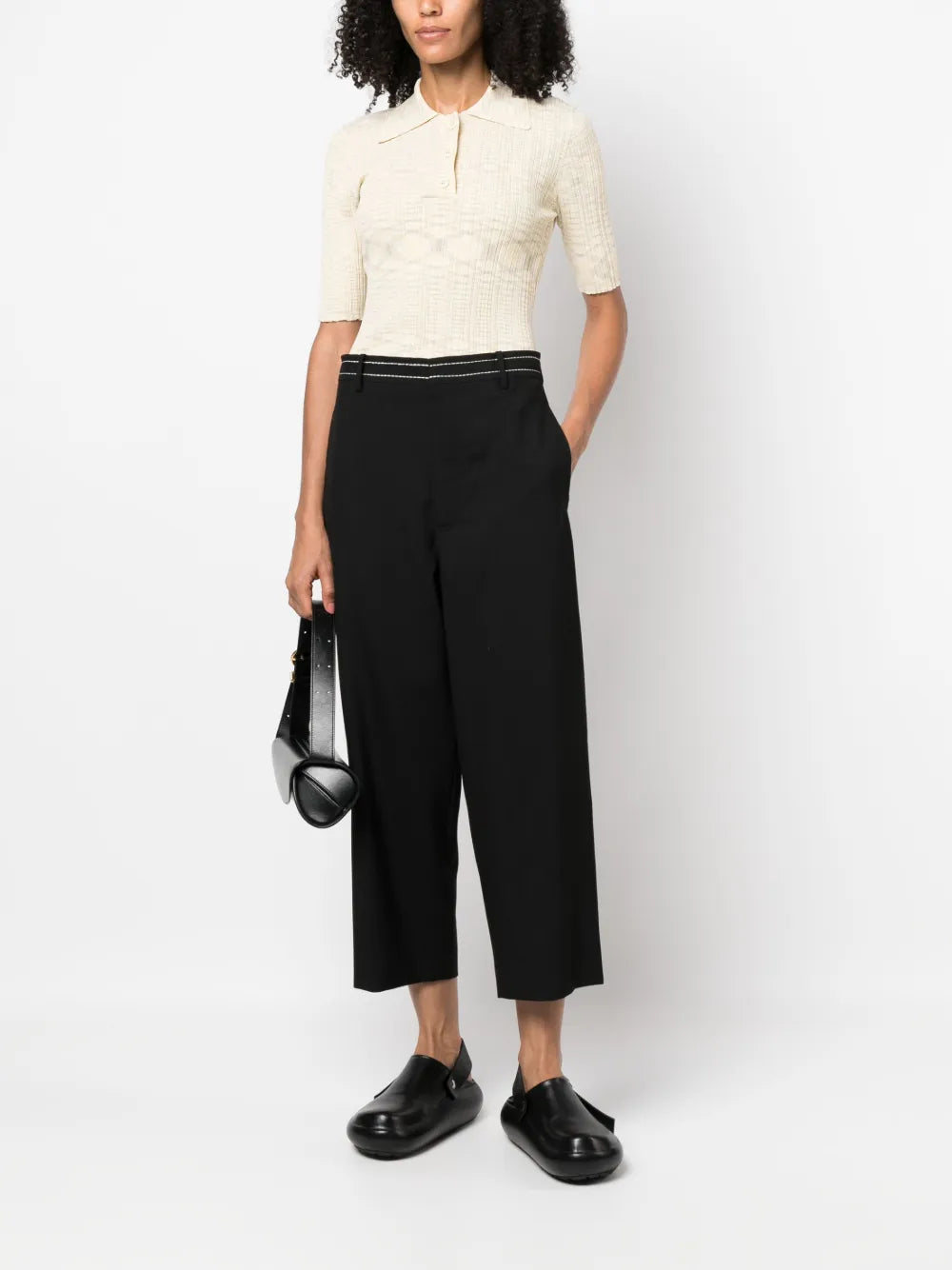 Contrast-Stitching Cropped Trousers