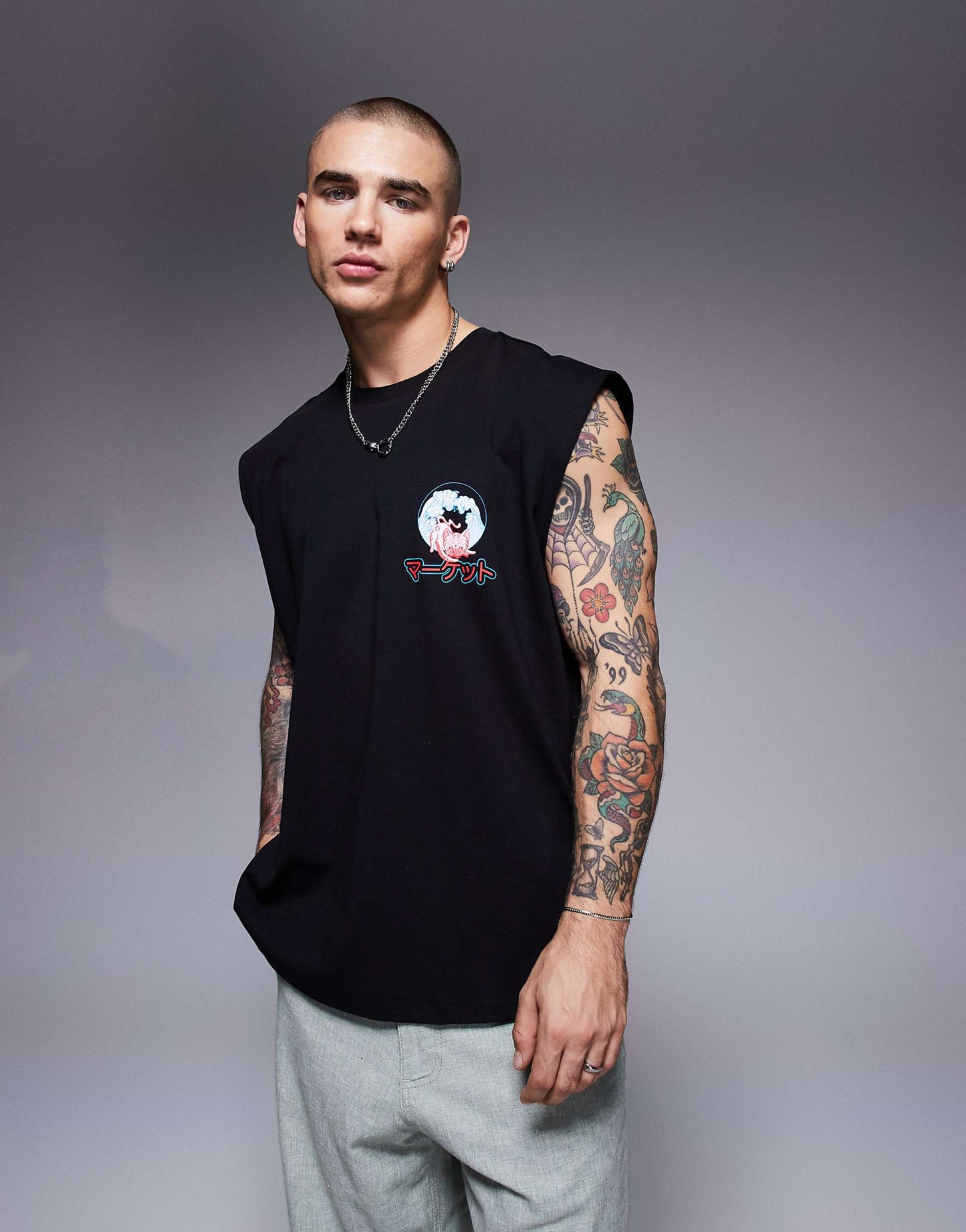 Oversized Tank With Souvenir Graphic