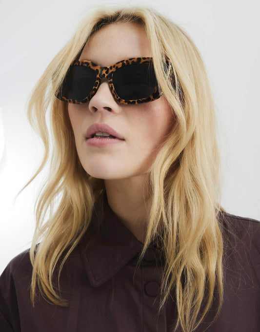 Leopard Mid Size Chain Metal Sunglasses