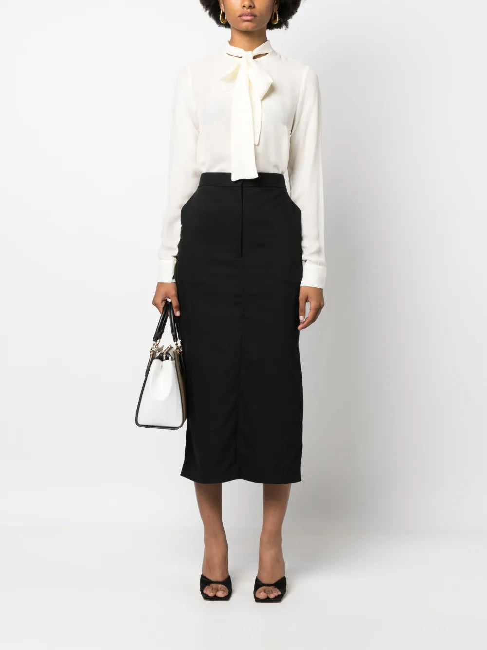 Pussy-Collar Long-Sleeved Shirt