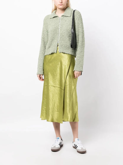 Pointed-Flat Collar Zip-Up Jacket