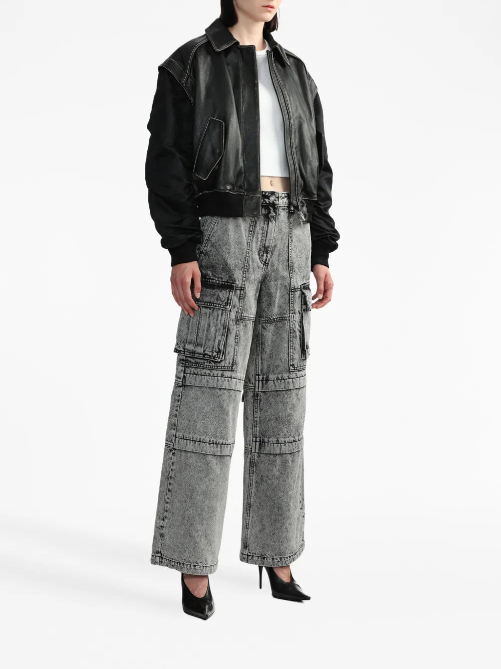 Mid-Rise Wide-Leg Jeans