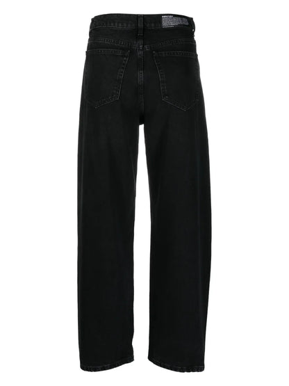 Barrel Wide-Leg Jeans