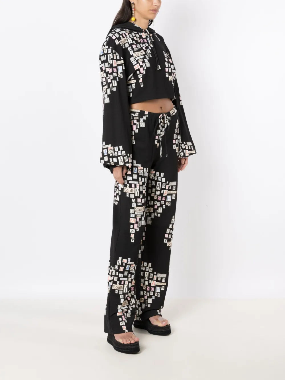Text-Print Cropped Hoodie
