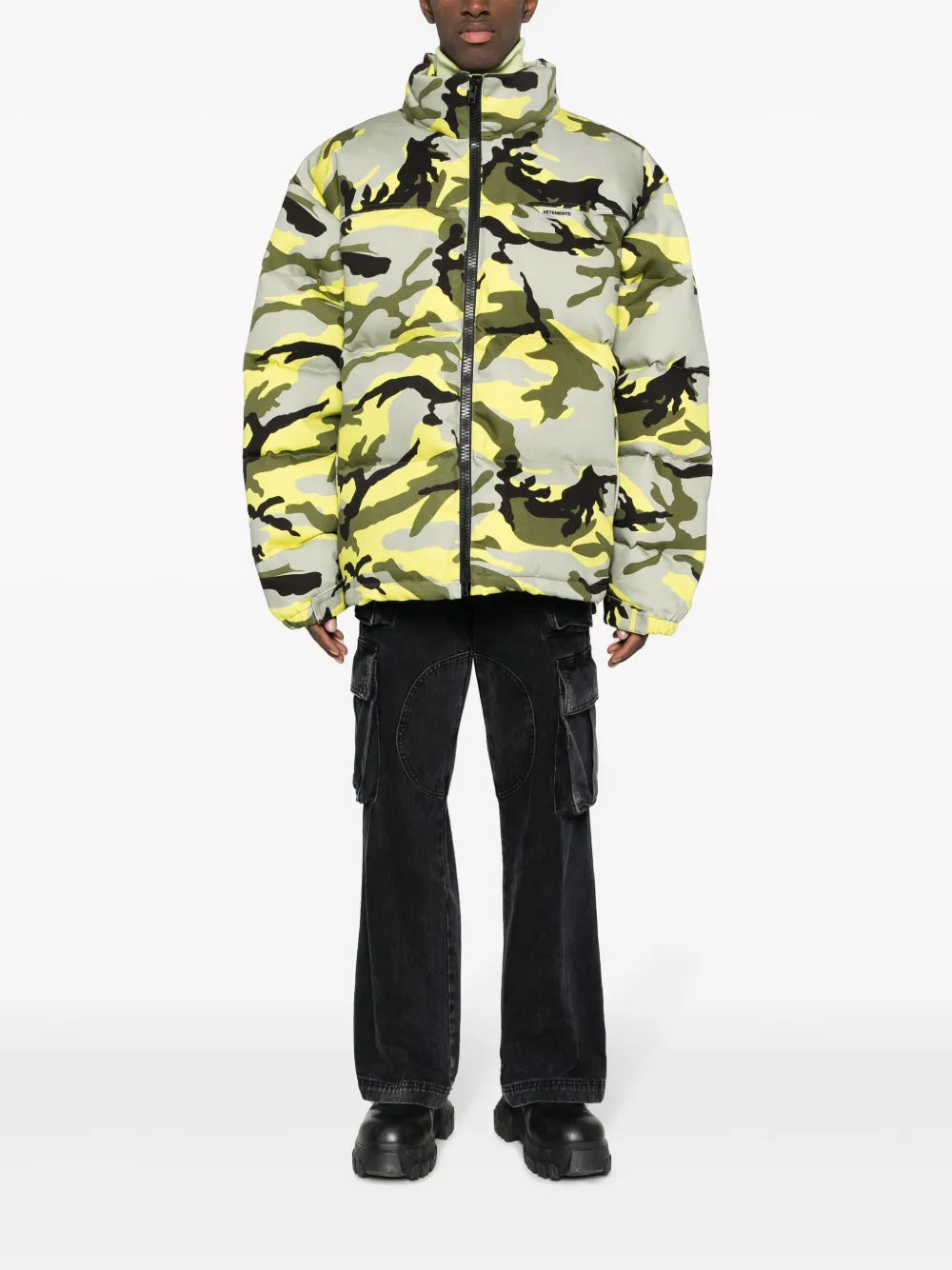 Camouflage-Print Puffer Jacket
