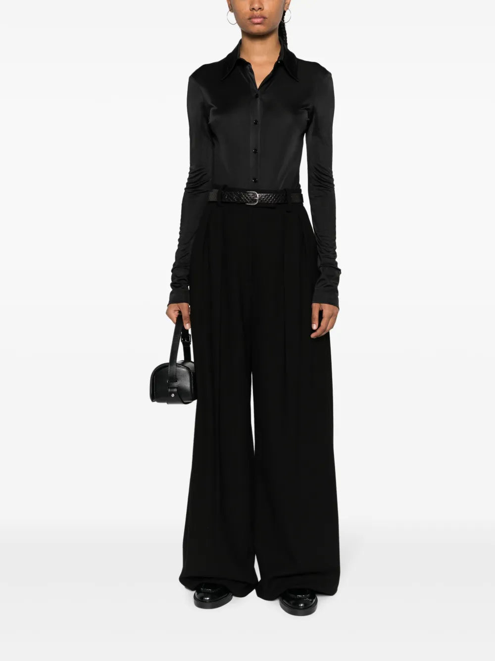 Long-Sleeve Buttoned Shirt