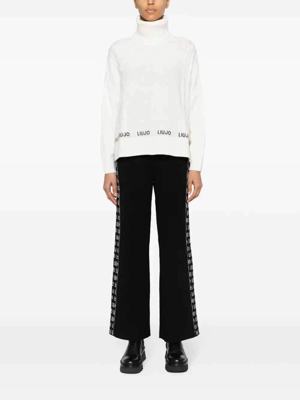 Logo-Tape Detail Trousers