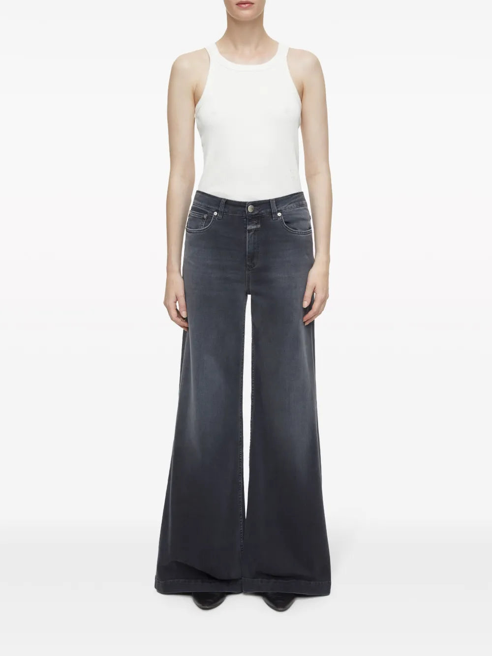 Wide-Leg Jeans