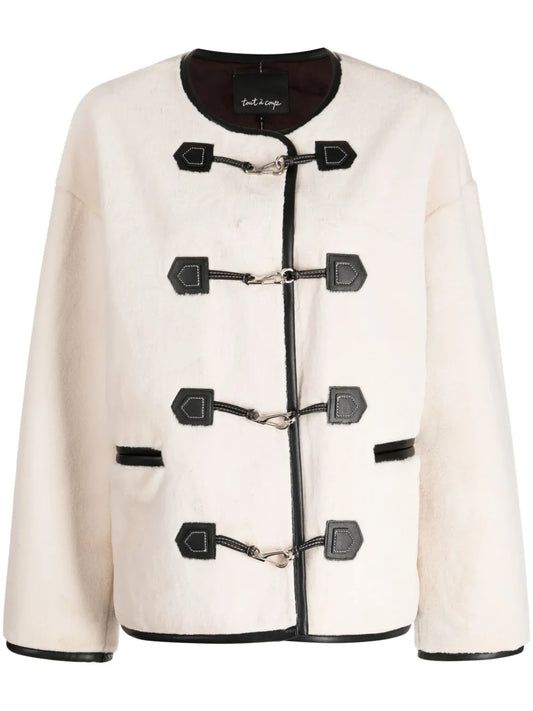 Hook-Fastening Jacket