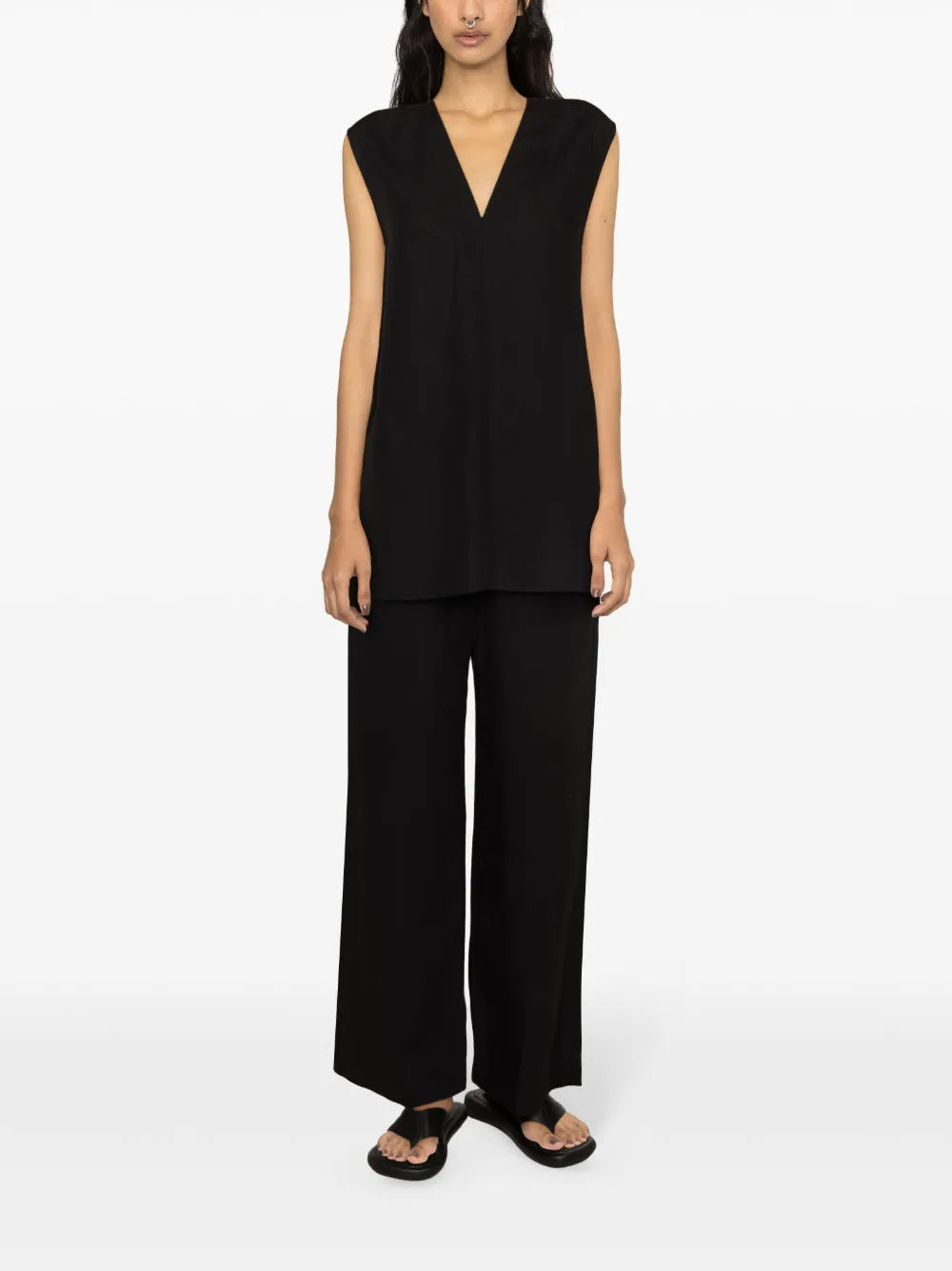 V-Neck Long-Length Vest