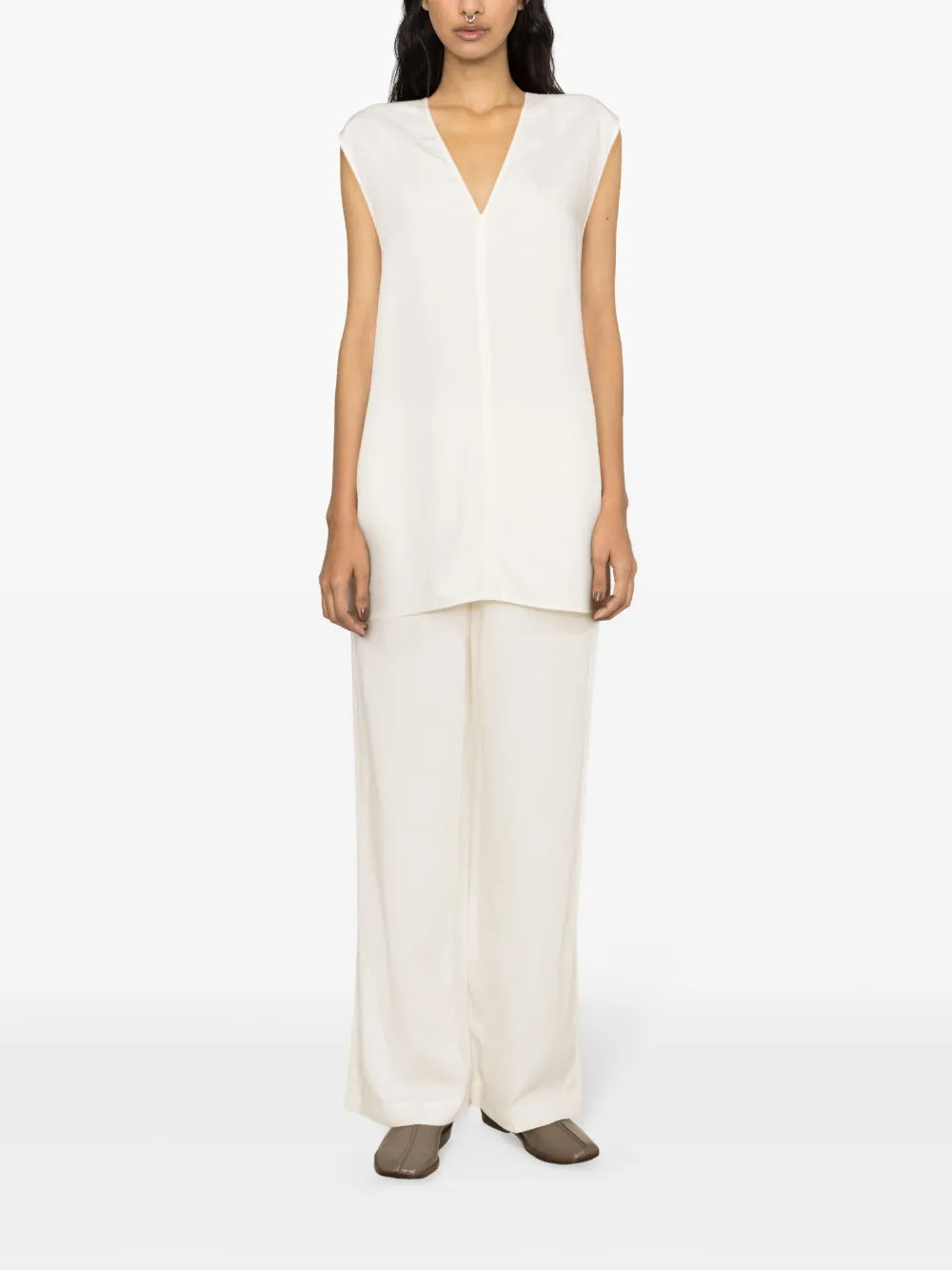 V-Neck Long-Length Vest