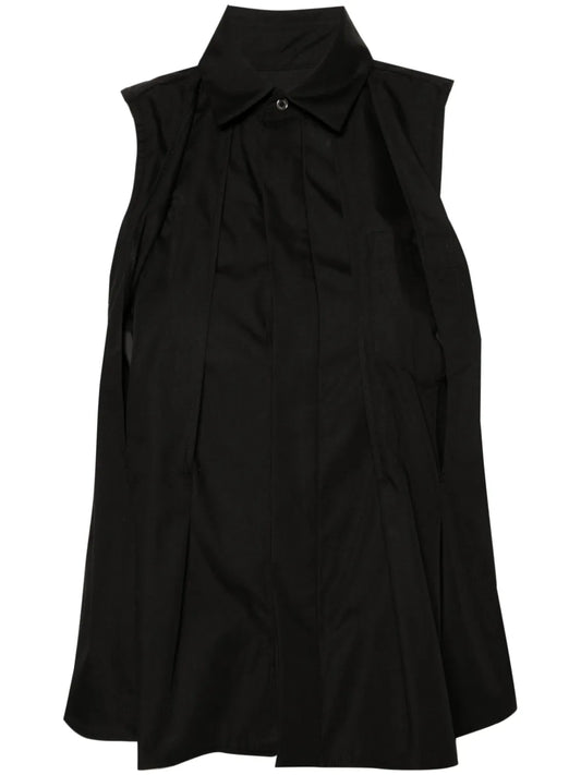 Sleeveless Pleated Shirt
