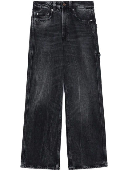 Wide-Leg Jeans