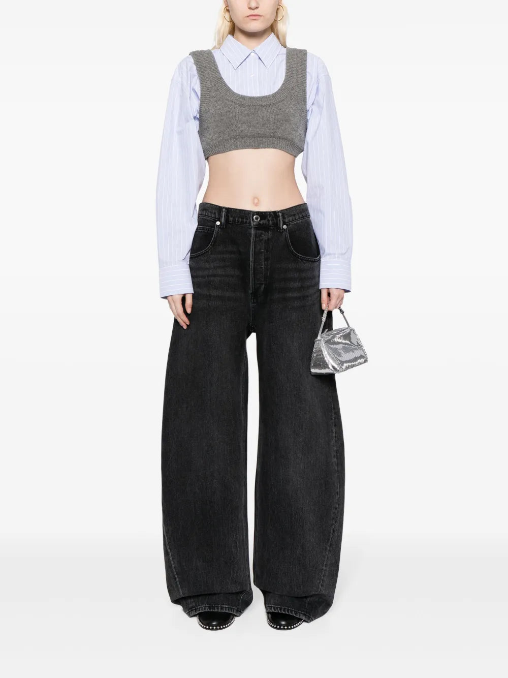 Low-Rise Wide-Leg Jeans