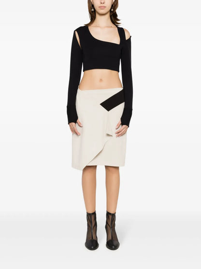 Cut-Out Detailed Crop Top