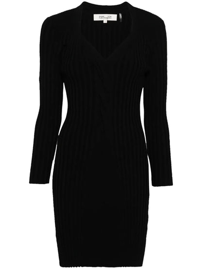 Vernoique Ribbed Midi Dress