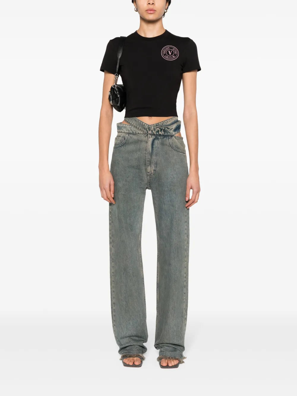 V-Emblem Glittered T-Shirt
