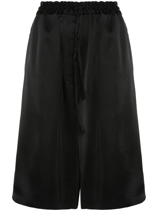 Drawstring-Fastening Shorts