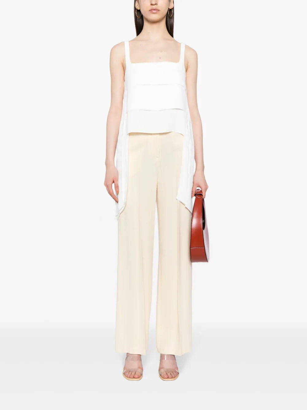 Avan Asymmetric Top
